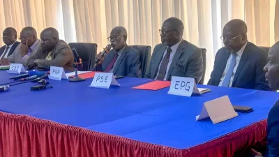 Conférence de presse des partis politiques CNR, EPG et RÉAGIR 