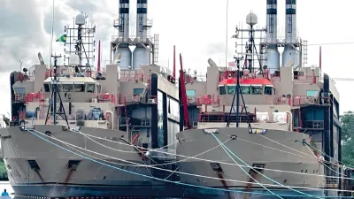 Les centrales électriques flottantes turcs KarPowerShip dans les eaux d’Owendo