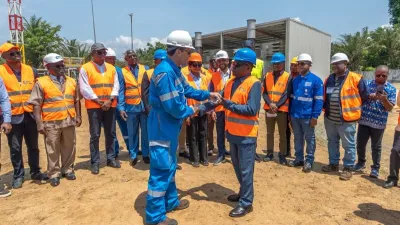 Cérémonie de réception de la centrale thermique de Mayumba