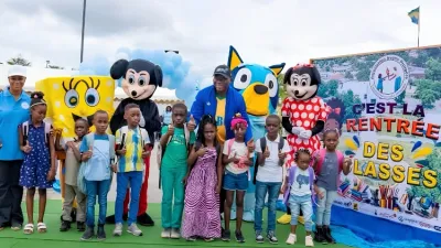 Distribution de kits scolaires à port-gentil