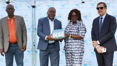 Remise de don d'eau de la sobraga