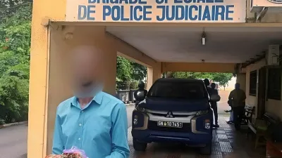  Gaël Oye Meye, pris en flagrant délit de vol de cannabis scellé et conservé au sein du Palais de justice de Libreville 