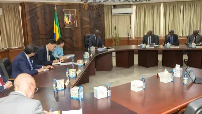 Gouvernement gabonais et les diplomates européens