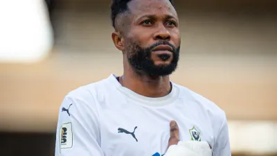 Guelor Kanga, footballeur international gabonais