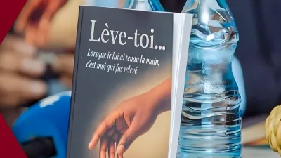 Lève-toi, oeuvre de Néhémie-Marie G. Otsobi