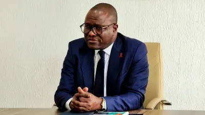 Dr Simplice Désiré Mamboula, ministre intérimaire de l'Éducation nationale, chargé de l'Instruction civique