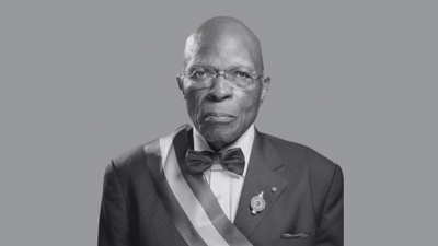 Marc-Elie Biyoghe, acien journaliste sportif, conseiller en communication et notable