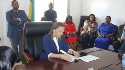 Pr Nkana Ayo-Bivigou, ministre de la santé