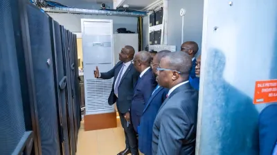 Les ministres Thierry Minko et Marc Abeghe