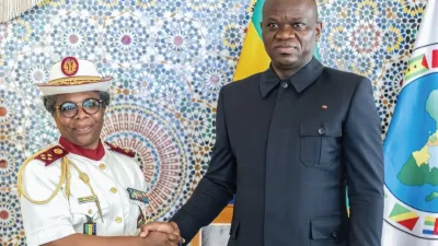 Le président de la République, Brice Clotaire Oligui Nguema et le directeur général de la Cnamgs, Pr Yvette Nguema Edzang