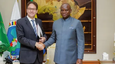 Brice Clotaire Oligui Nguema, président du Gabon et Fabrice Mauries l’ambassadeur de France au Gabon