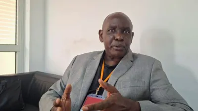 M. Bouassa propose des solutions pour soigner la Poste SA.