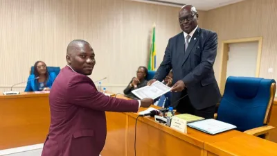 Regis Onanga Ndiaye, président de l'Assemblée nationale