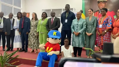 Les autorités à l’ issue de la cérémonie de lancement.