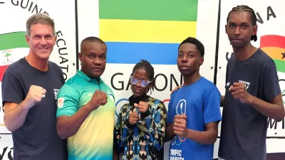 La sélection gabonaise de taekwondo à son arrivée au Taekwondo Compétence Center (Allemagne).