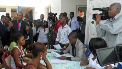 Séquence d’immatriculation récente des Gabonais économiquement faibles