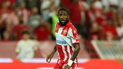 Shavy Warren Babicka, footballeur international gabonais