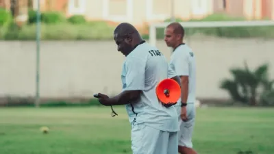 Staff technique des panthères du Gabon