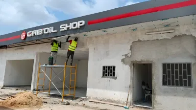 Station Gab'Oil en construction