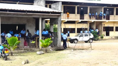 Une vue de l'intérieur du collège Mabignath.