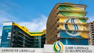 Vue du siège de la CNSS au centre-ville