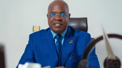 Yves Fernand Manfoumbi, économiste