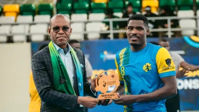  Sterensty Wora Mamadou, handballeur professionnel gabonais