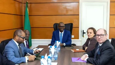 Thierry Minko, ministre de l'économie et une délégation du FMI 