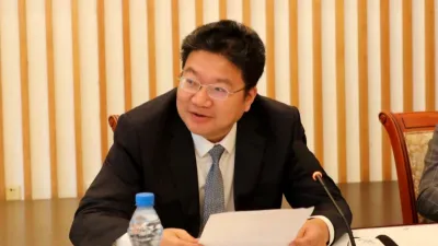  Zhou Ping, ambassadeur de Chine au Gabon