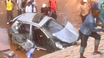 Véhicule accidenté à Nkok