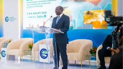 Henri-Claude Oyima lors du Gabon economic forum.
