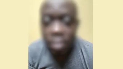 Gaël Miyagou réfléchit sur son sort au Château.