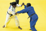 Agono Wora (blanc) n’a pas pesé bien lourd comme l’ensemble des judokas gabonais à Accra.